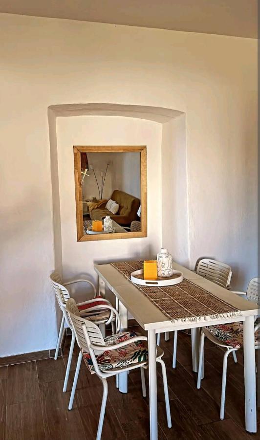 Appartement Vue Mer En Plein Centre De Cargèse Екстериор снимка